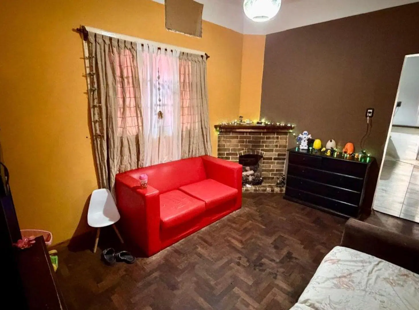 CASA 4 AMBIENTES VENTA TEMPERLEY GARAGE Y PARQUE 4