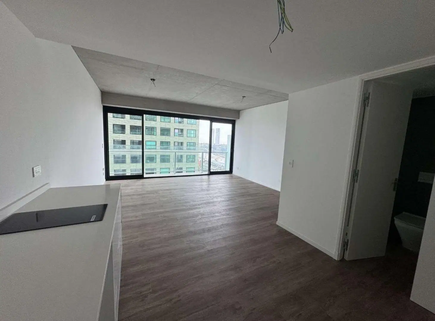 ALQUILER MONOAMBIENTE PISO ALTO PUERTO MADERO 2