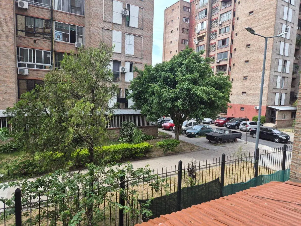Departamento 3 Amb venta con balcon Lugano 5