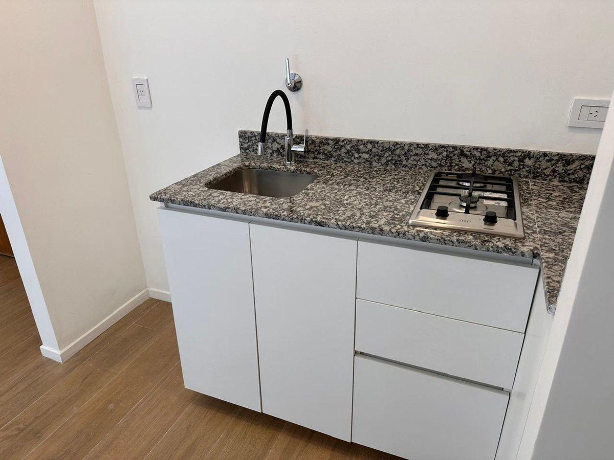 Foto de VENTA DEPARTAMENTO 2 AMB CON BALCON CHACARITA, imagen 4