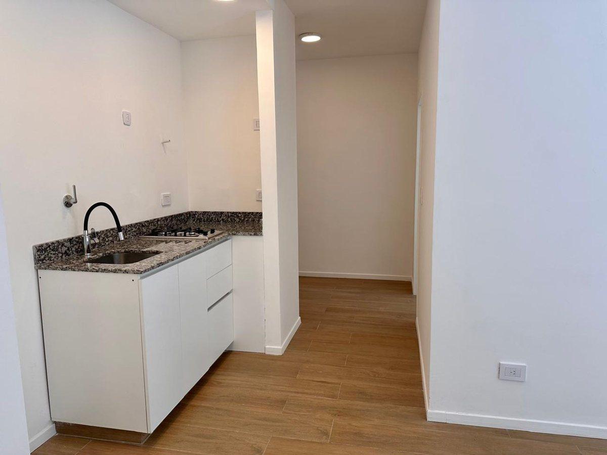 Foto de VENTA DEPARTAMENTO 2 AMB CON BALCON CHACARITA, imagen 2