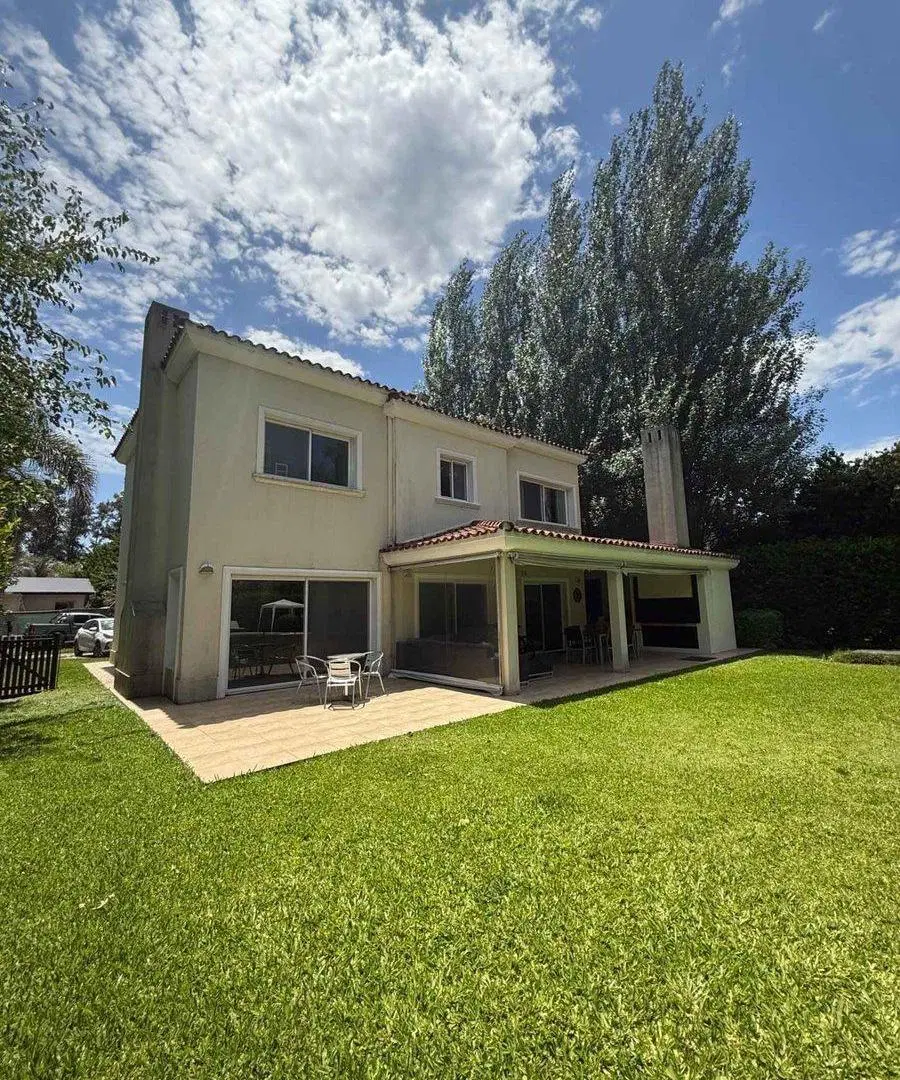 CASA EN VENTA PILAR BARRIO CERRADO LA PEREGRINA 5