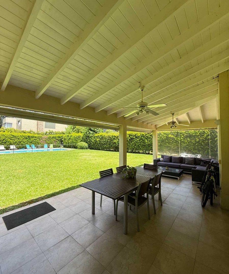 CASA EN VENTA PILAR BARRIO CERRADO LA PEREGRINA