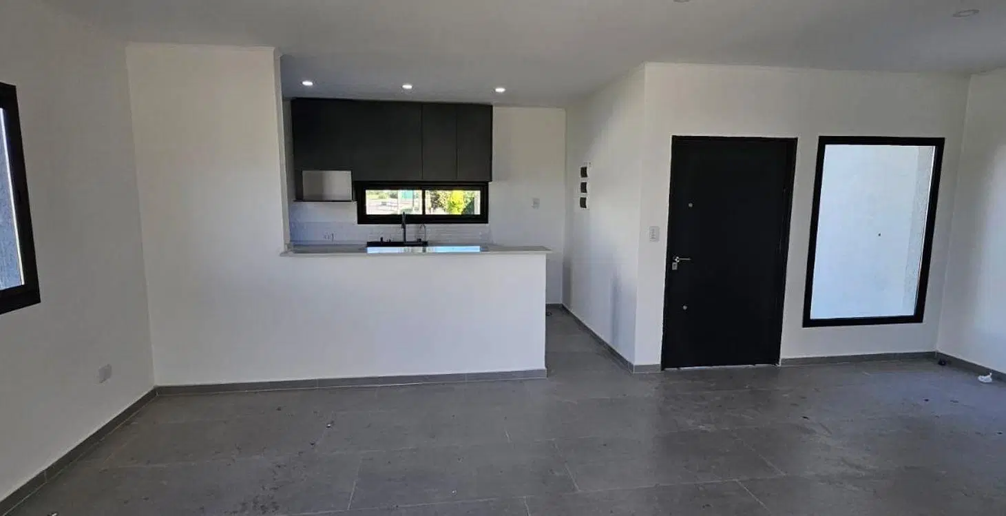 VENTA CASA 4 AMBIENTES SANTA ELISA PILAR DEL ESTE 4