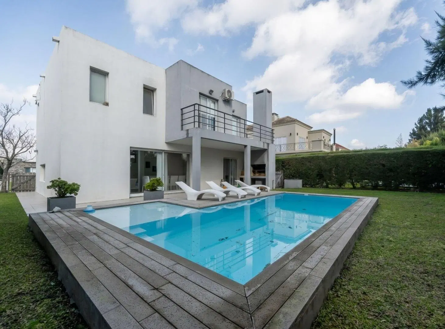 CASA EN VENTA 5 AMBIENTES LOS SAUCES NORDELTA 3