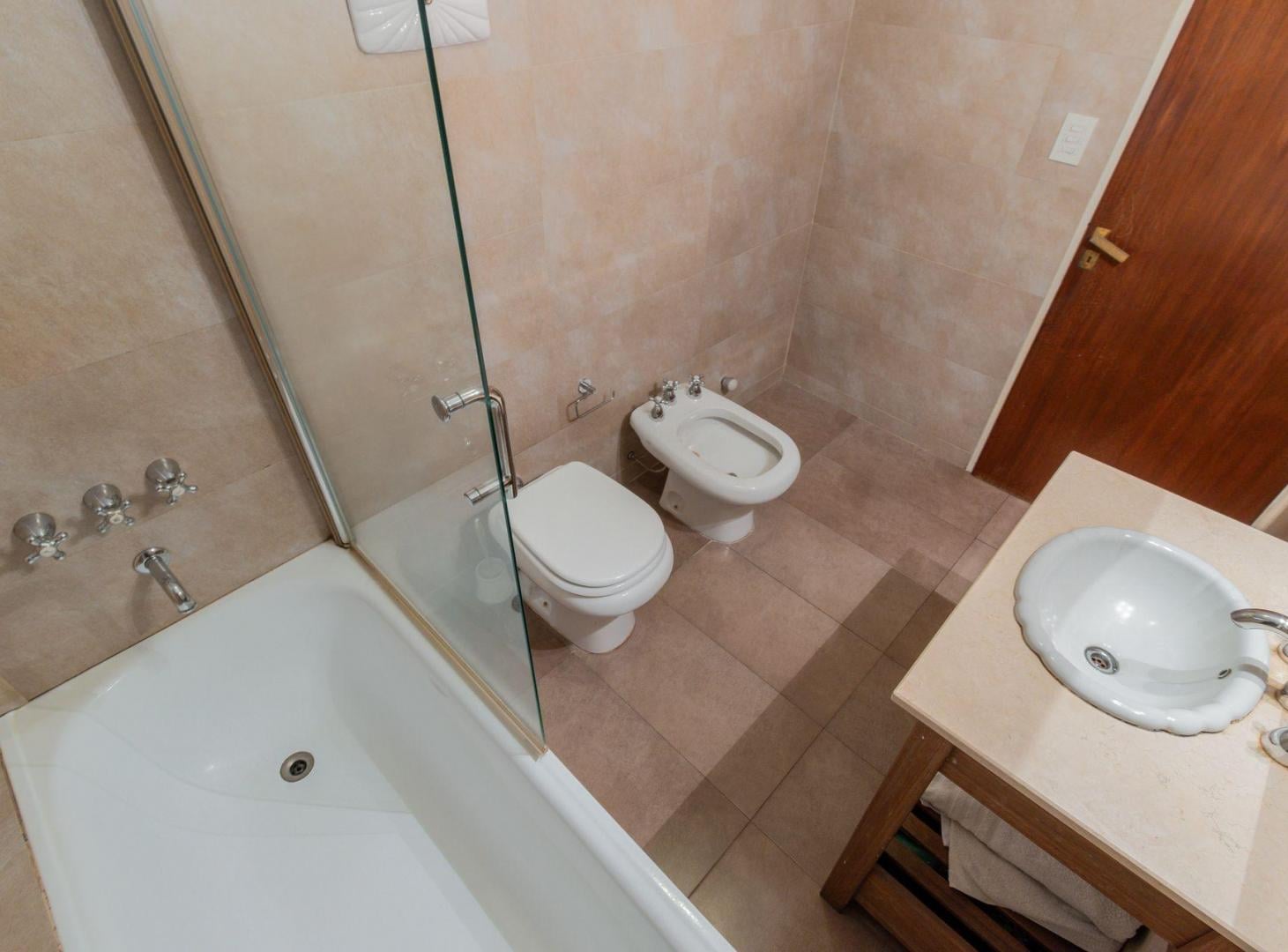 PISO 4 AMB C DEPEND COCH VENTA BALCON ATERRAZADO