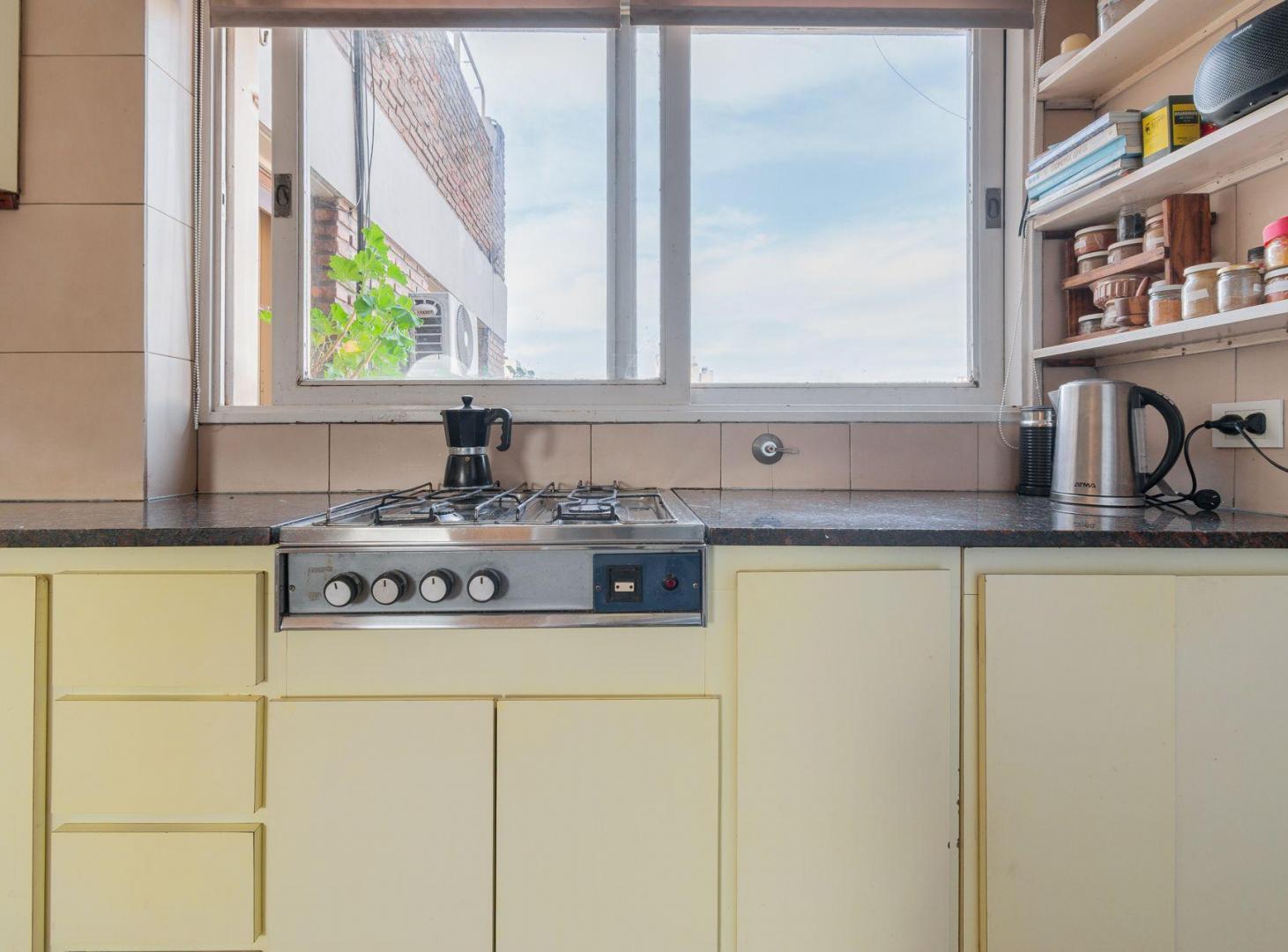PISO 4 AMB C DEPEND COCH VENTA BALCON ATERRAZADO