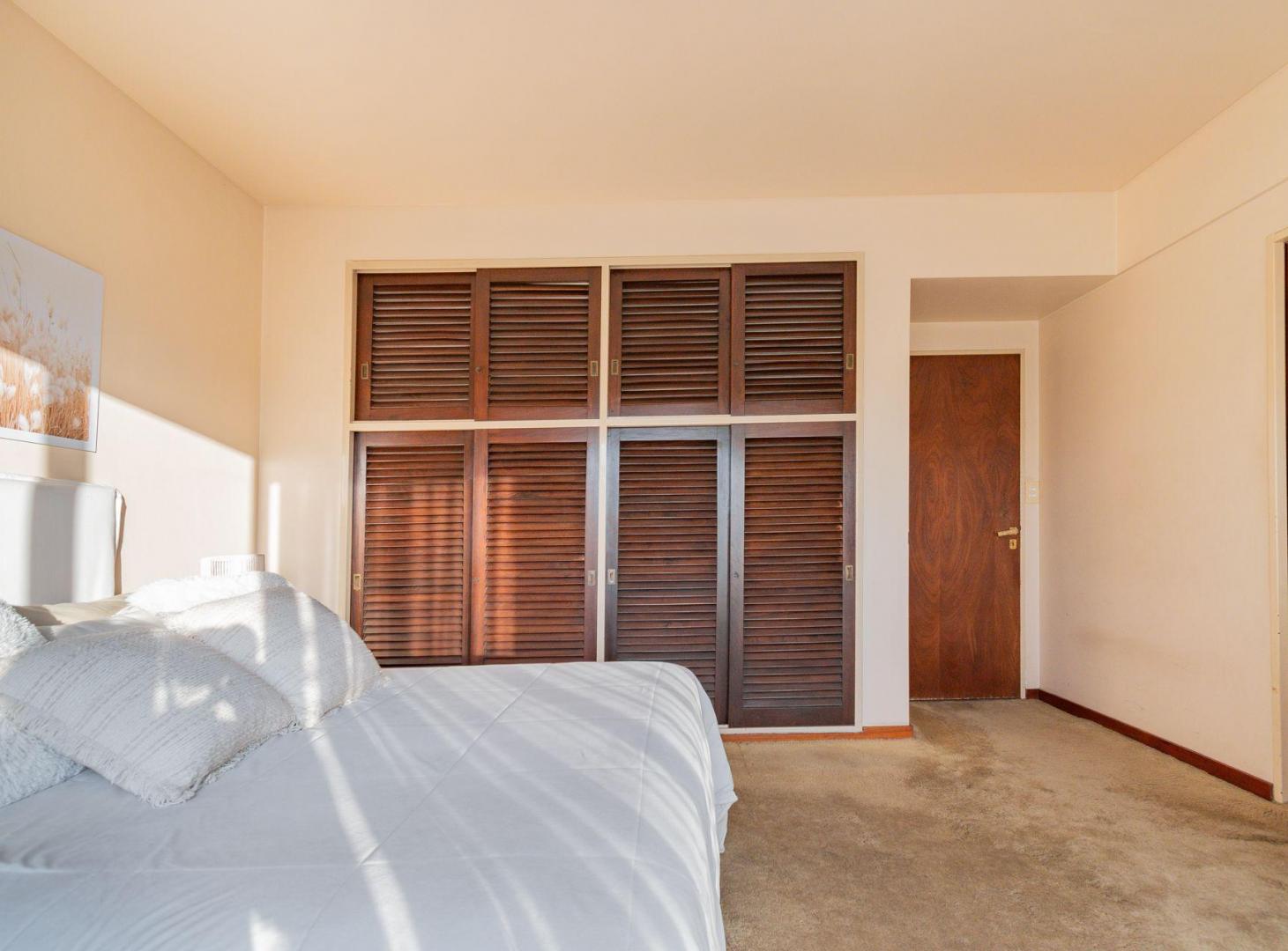PISO 4 AMB C DEPEND COCH VENTA BALCON ATERRAZADO