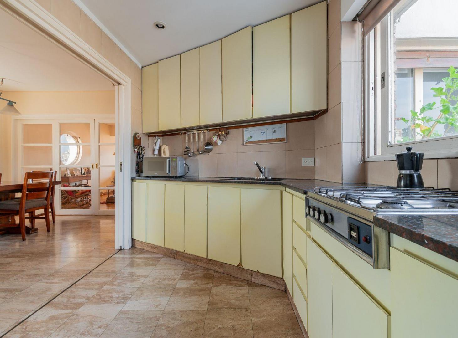 PISO 4 AMB C DEPEND COCH VENTA BALCON ATERRAZADO