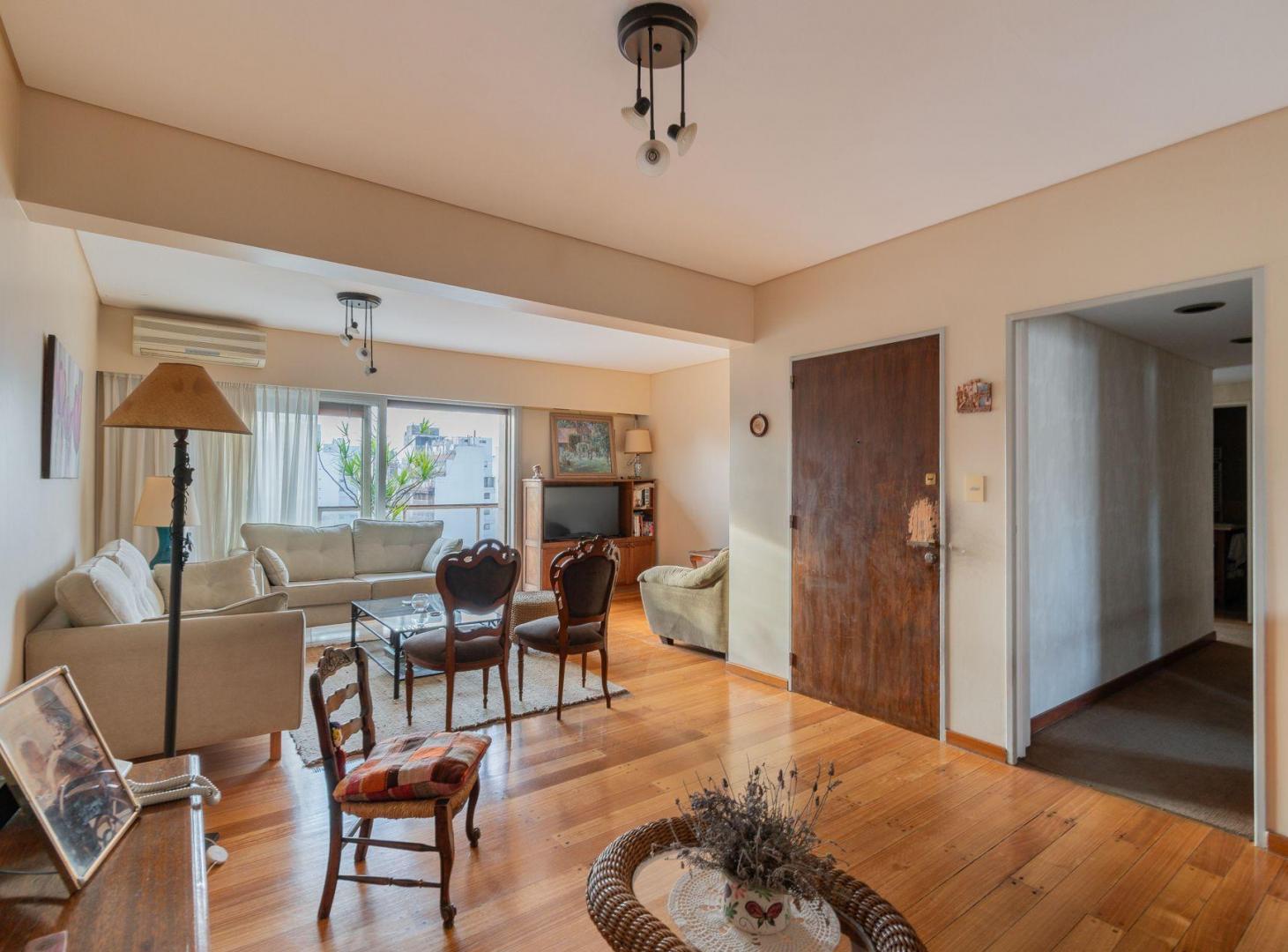 PISO 4 AMB C DEPEND COCH VENTA BALCON ATERRAZADO