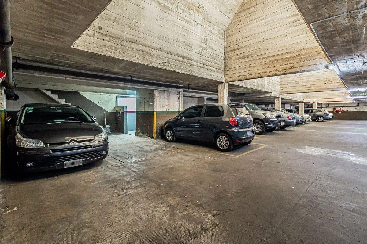 Venta cochera en Recoleta con camara de seguridad 4