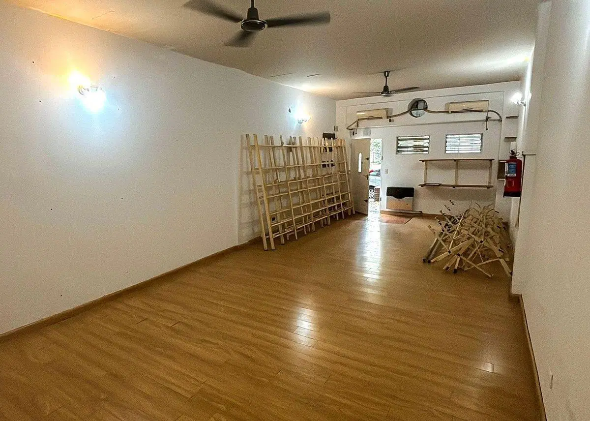 Local en Venta Coghlan 5