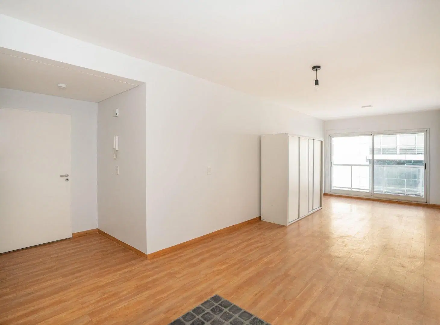 ALQUILER MONOAMBIENTE CON BALCON  EN BELGRANO 2