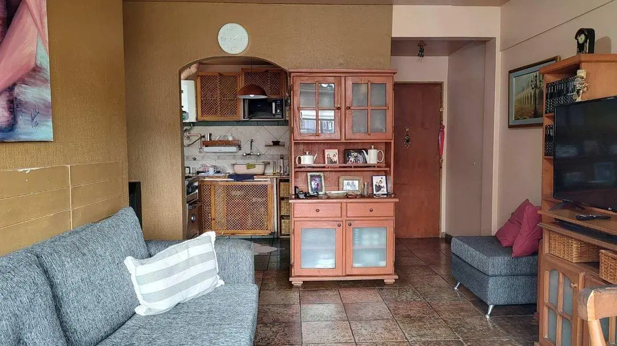 VENTA PH 3 AMBIENTES MONTE CASTRO BAJAS EXPENSAS 3
