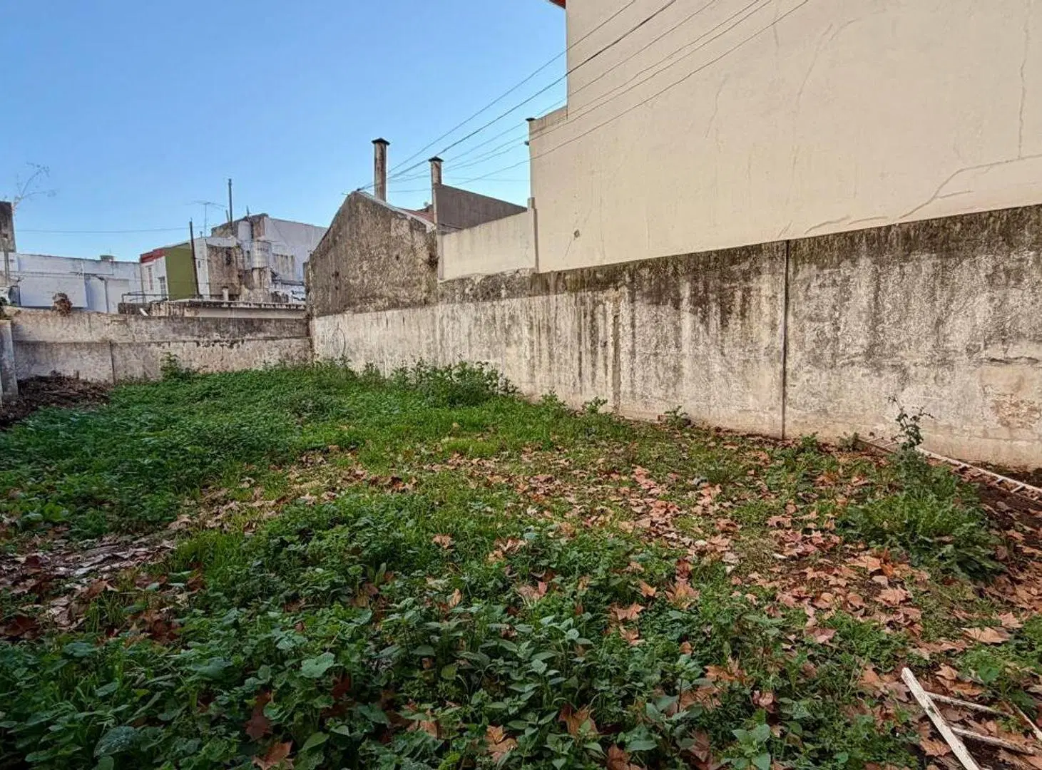LOTE 186mts2 en VENTA MONTE CASTRO 8.66x22 5