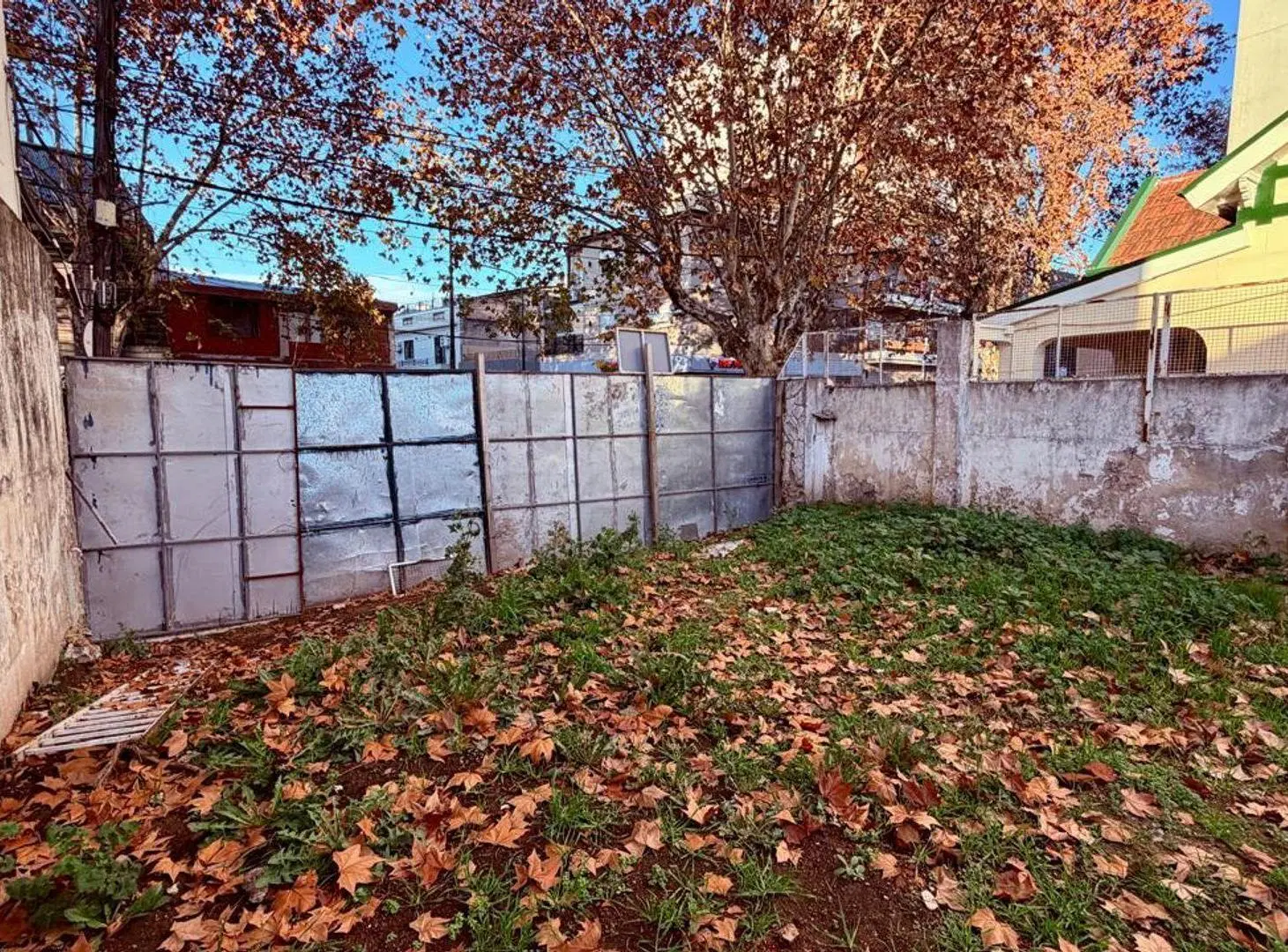 LOTE 186mts2 en VENTA MONTE CASTRO 8.66x22 4