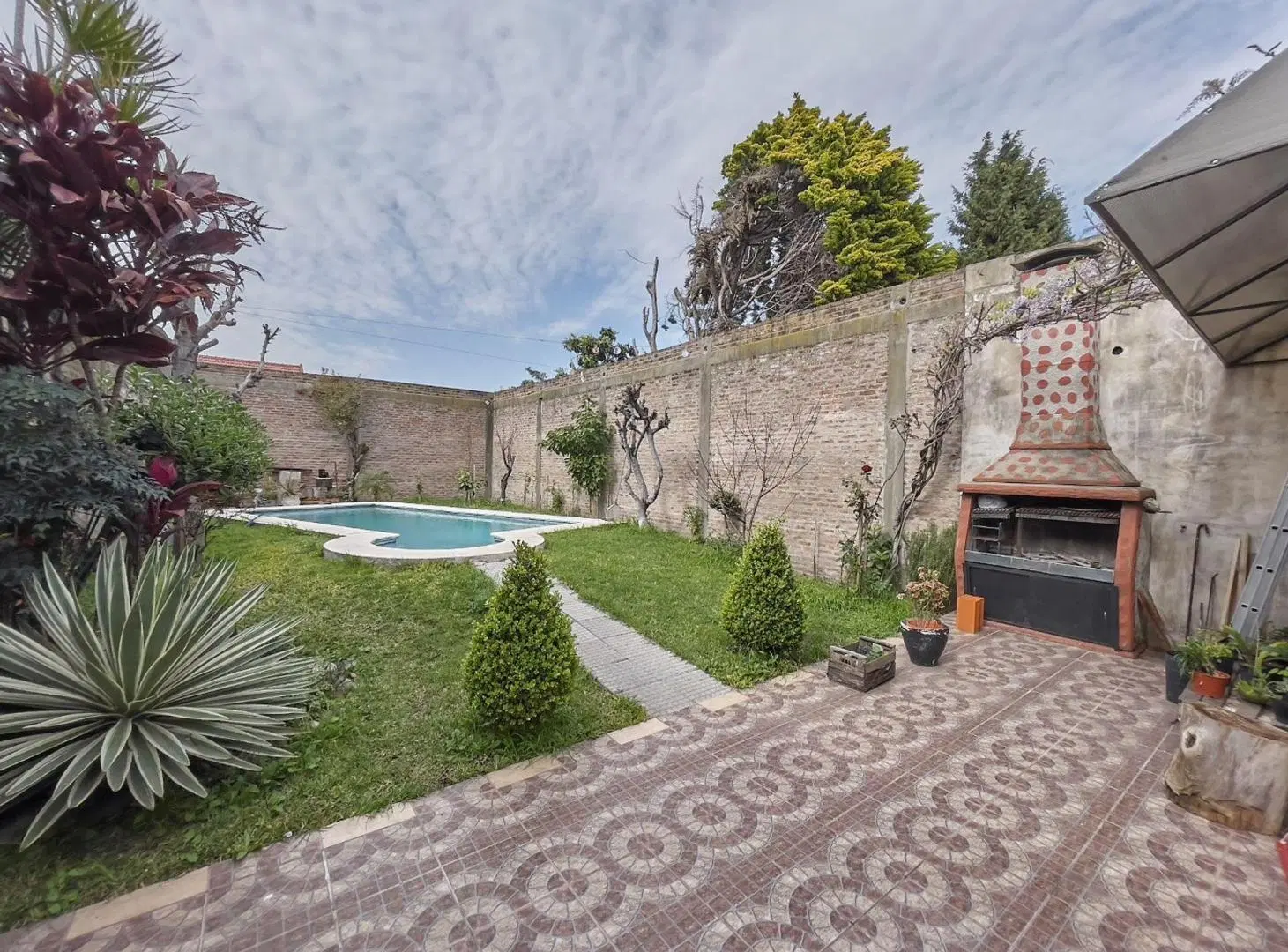 Casa 5 ambientes venta pileta Villa Dominico 3