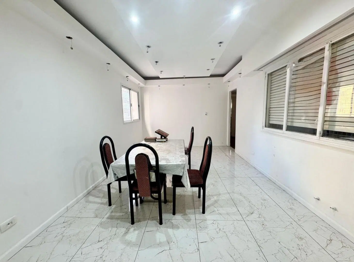 VENTA 4 AMBIENTES BALVANERA 2