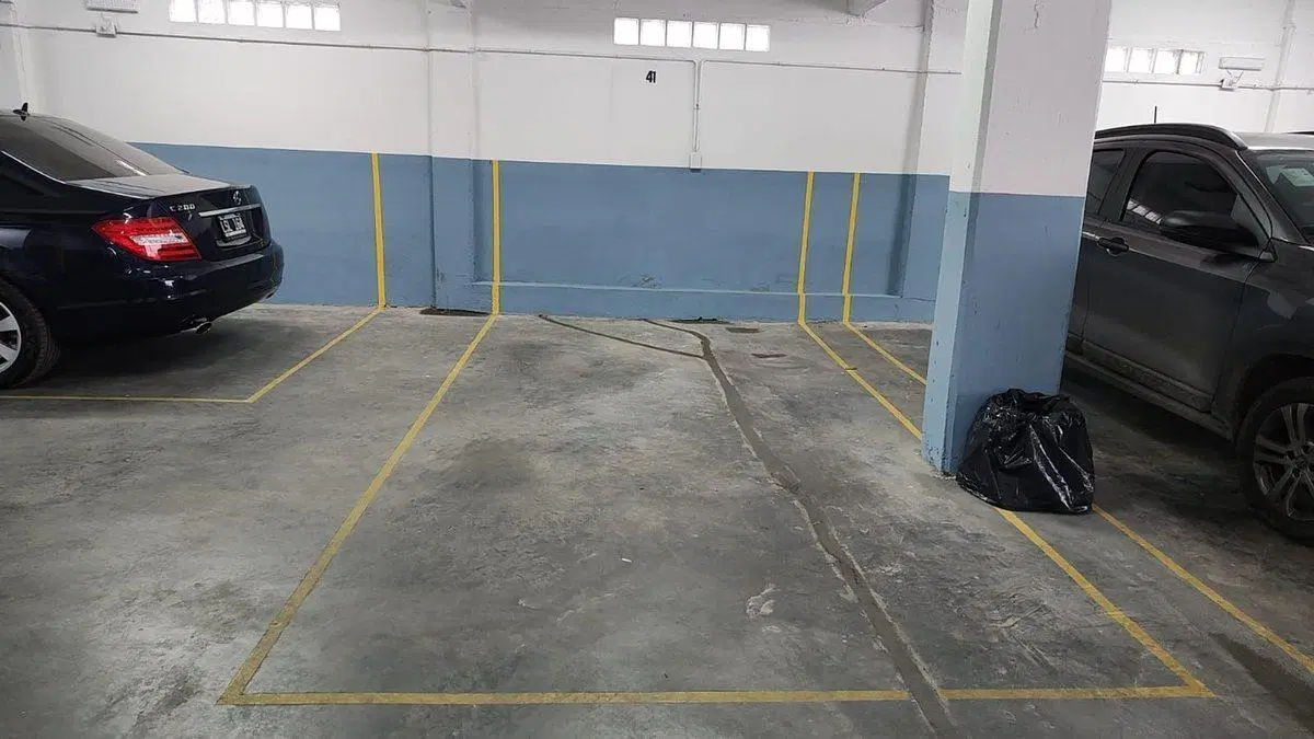 Cochera a estrenar en Plaza Irlanda Oportunidad 5