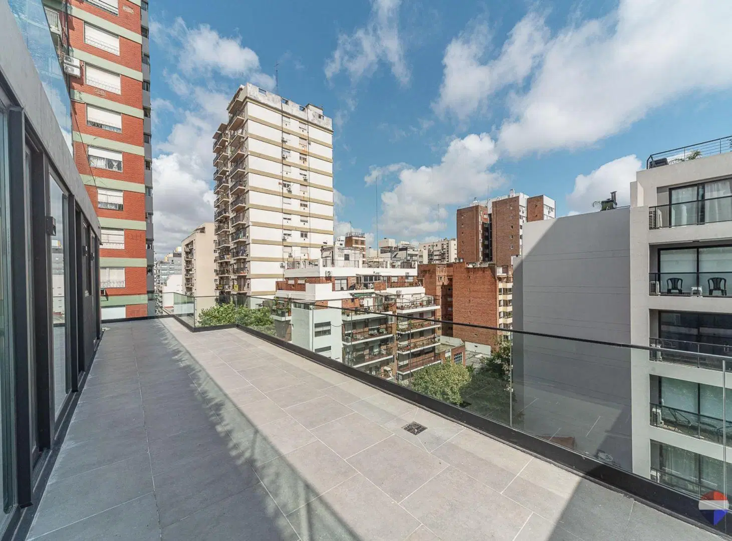VENTA DPTO 3 AMB TERRAZA UNICA COCHERA Y AMENITIES 2