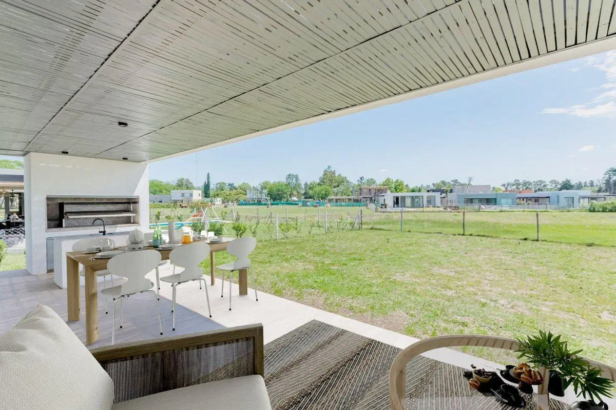 Venta casa 4 amb Santa Lucía con jardín y parrilla 3