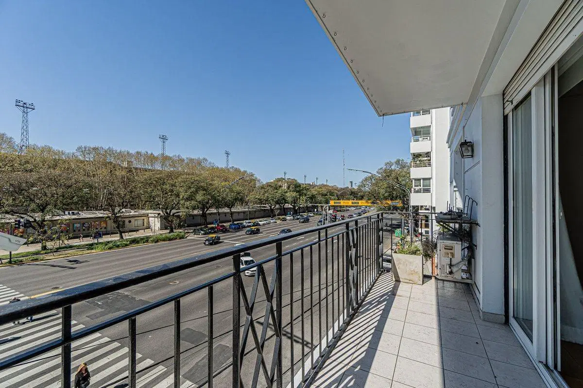 VENTA PISO DE CATEGORÍA 270M2 FRENTE AL HIPODROMO 3