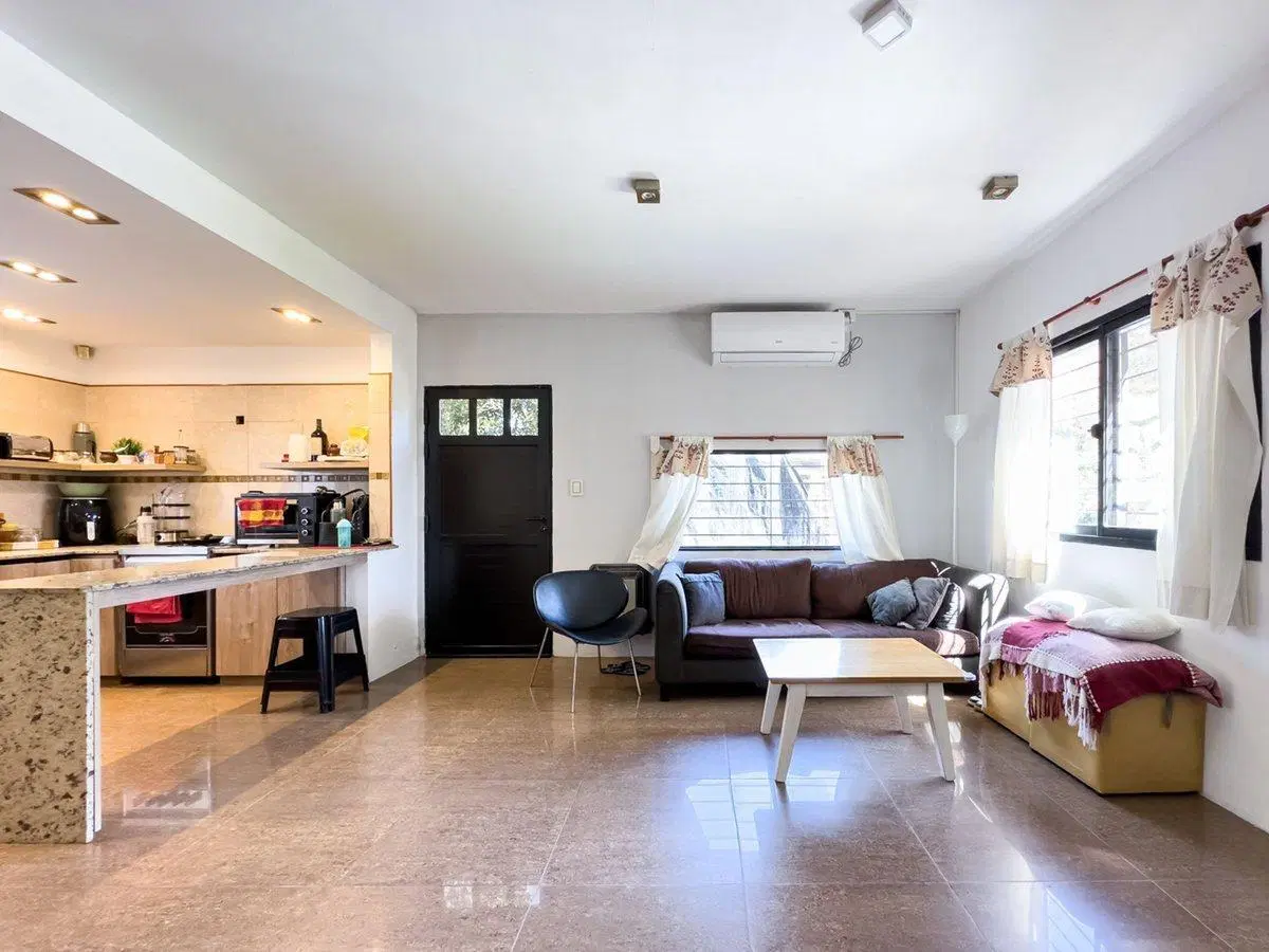 CASA 6 AMBIENTES VENTA EN SAN VICENTE CON PILETA 2