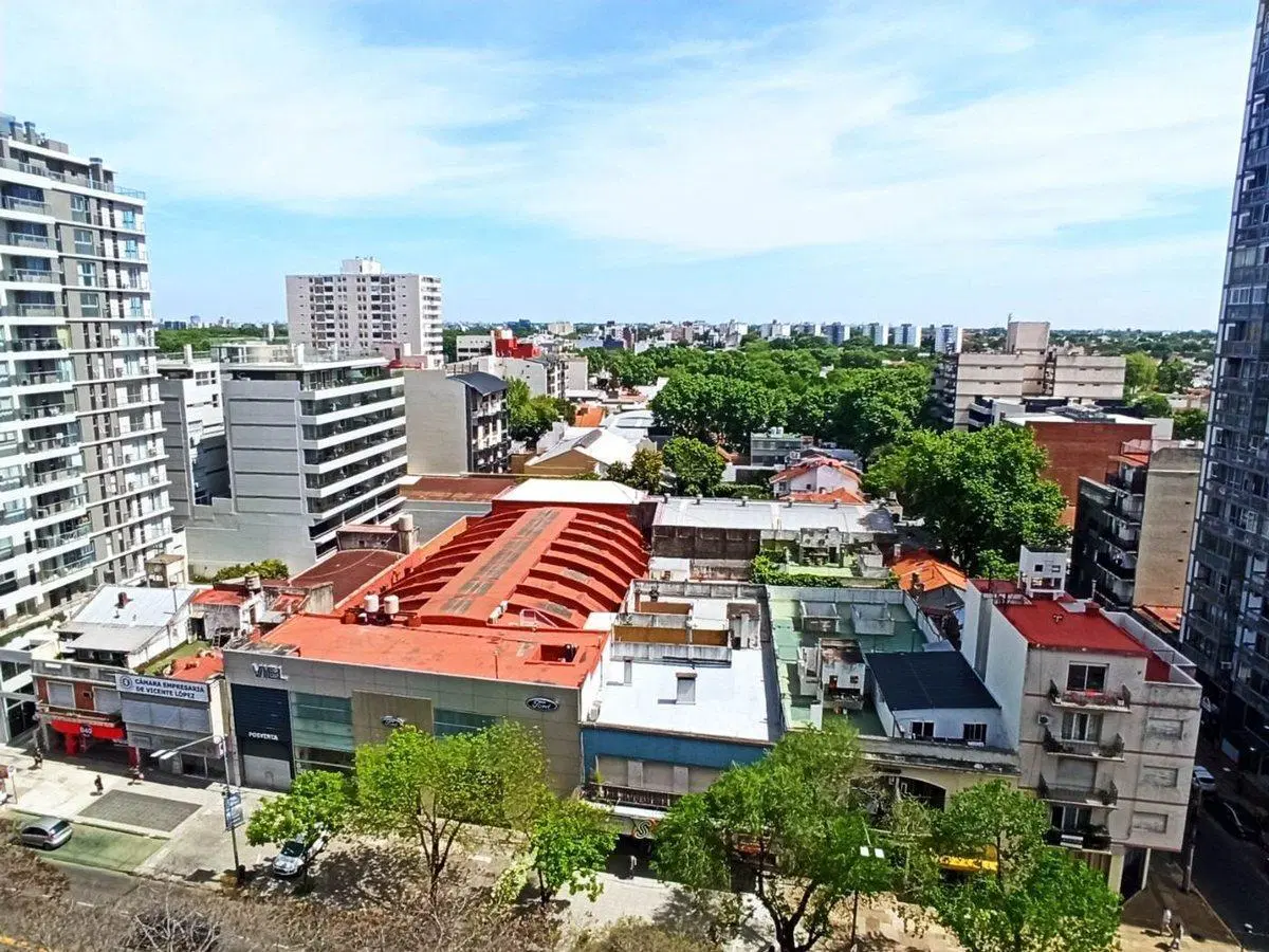 DEPARTAMENTO 3 AMB VENTA VICENTE LOPEZ CON BALCON 4