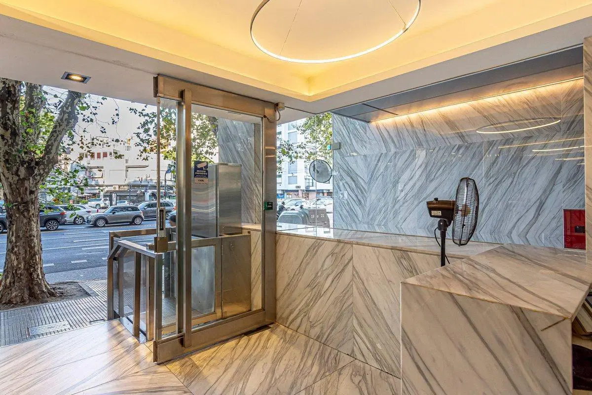 ALQUILER OFICINA EN BELGRANO 100M2 CON COCHERA 4