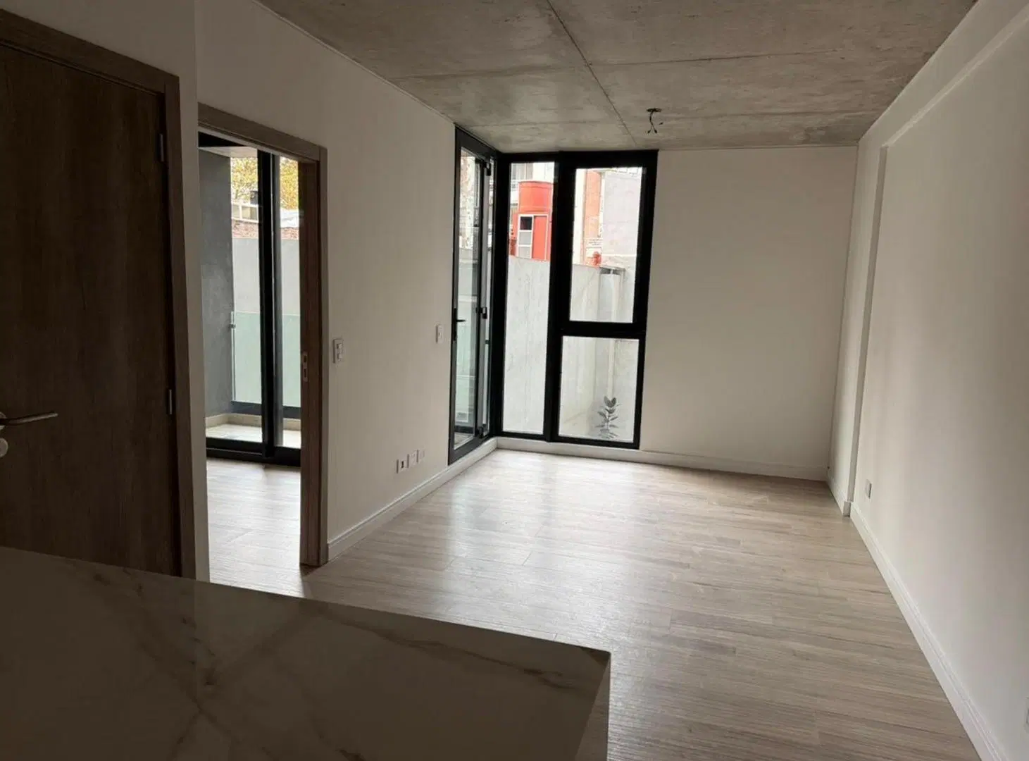 DEPARTAMENTO 2 AMBIENTES VENTA CABALLITO ESTRENAR 3