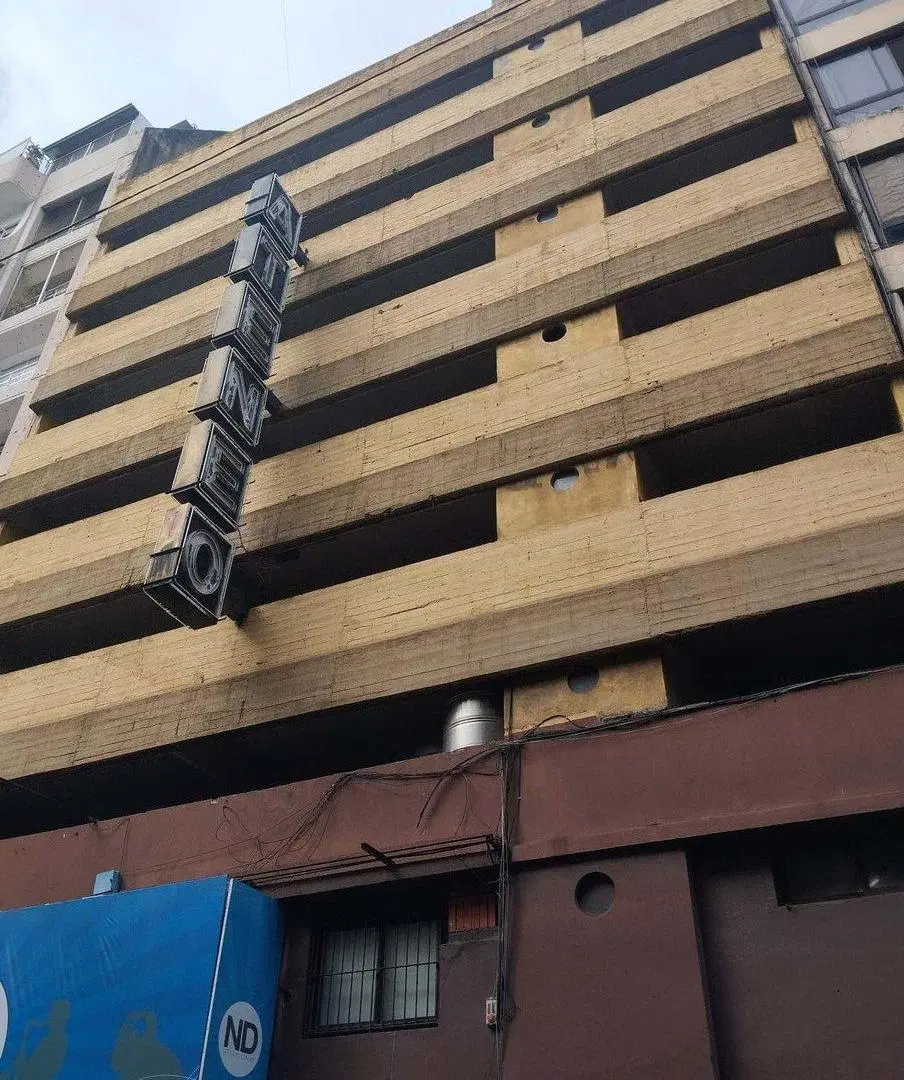 Venta cochera fija y cubierta en Retiro 5