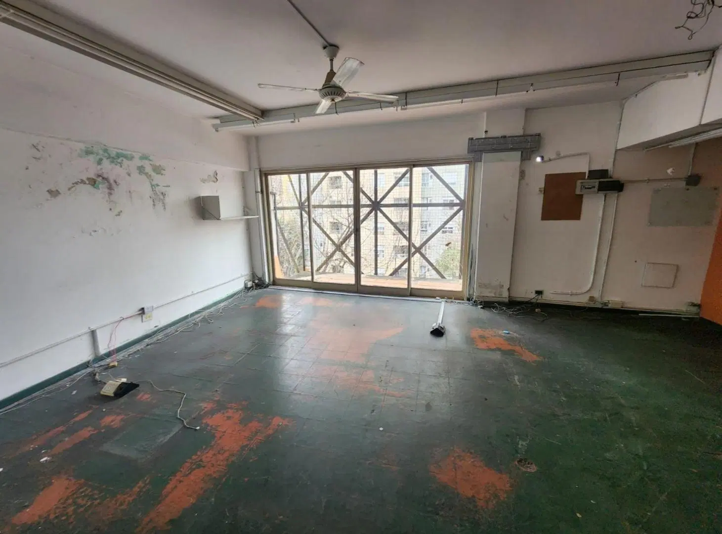 VENTA GRAN DEPOSITO EN ALMAGRO 5