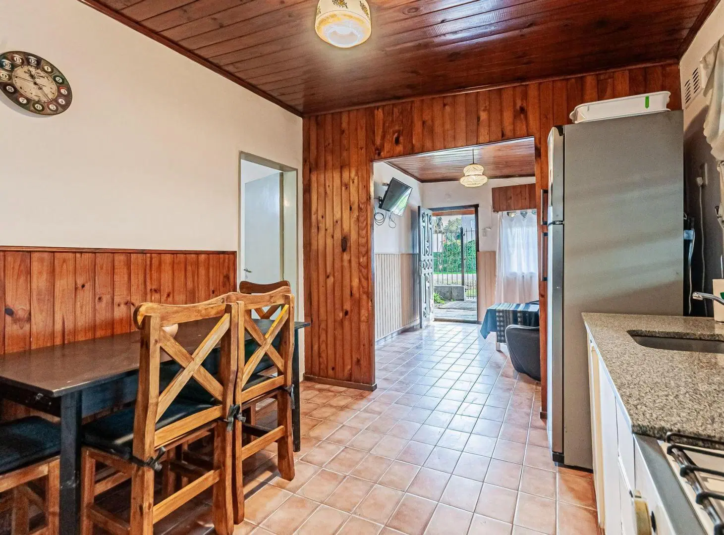 VENTA CASA 4 AMB EN SAN VICENTE JARDIN Y COCHERA 4
