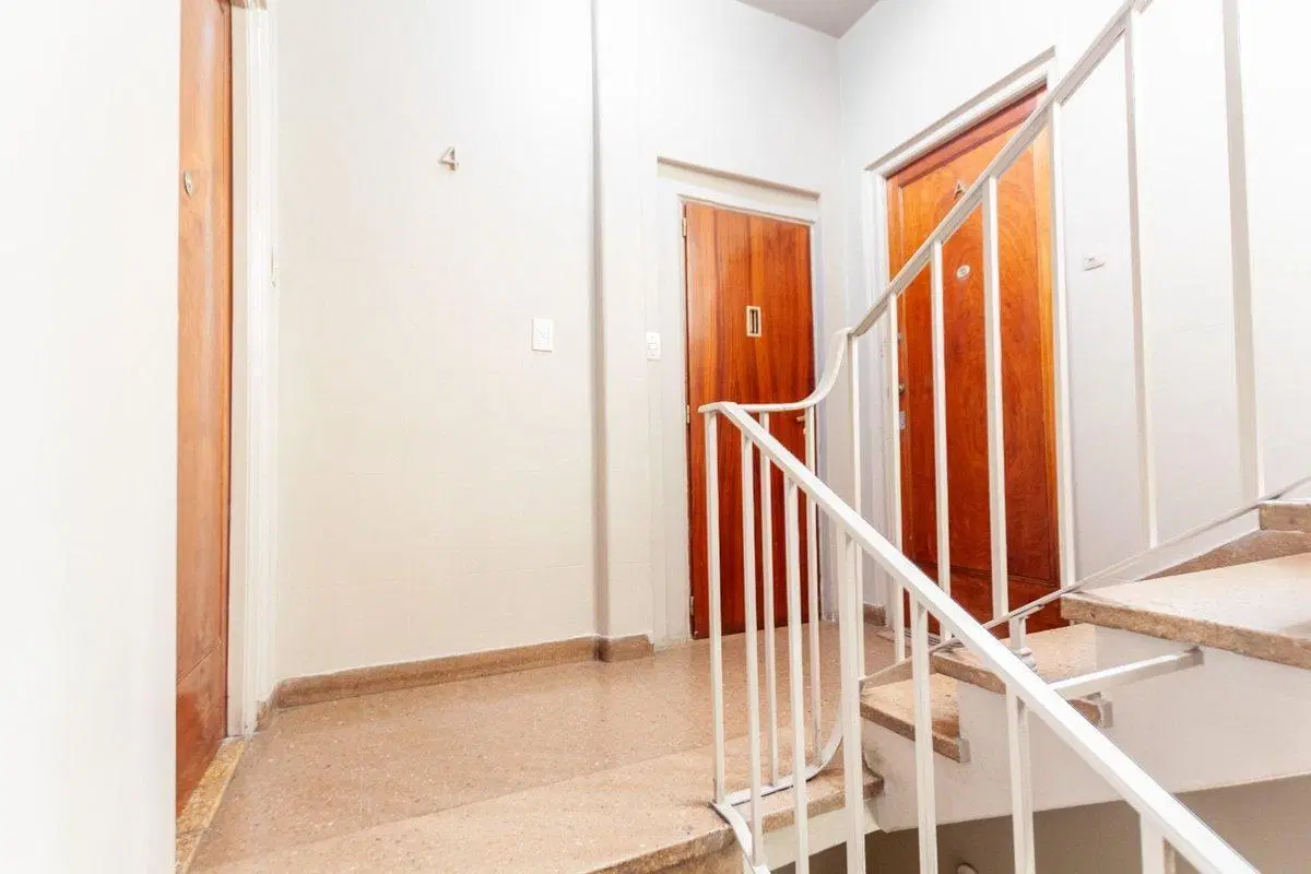 Departamento 3 ambientes venta luminoso Monserrat 5