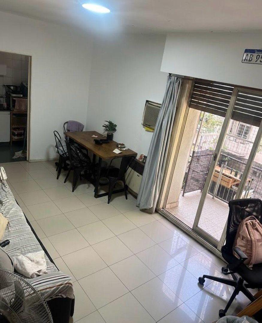 Foto de DEPARTAMENTO 2 AMB VENTA CON BALCON EN BOEDO, imagen 4
