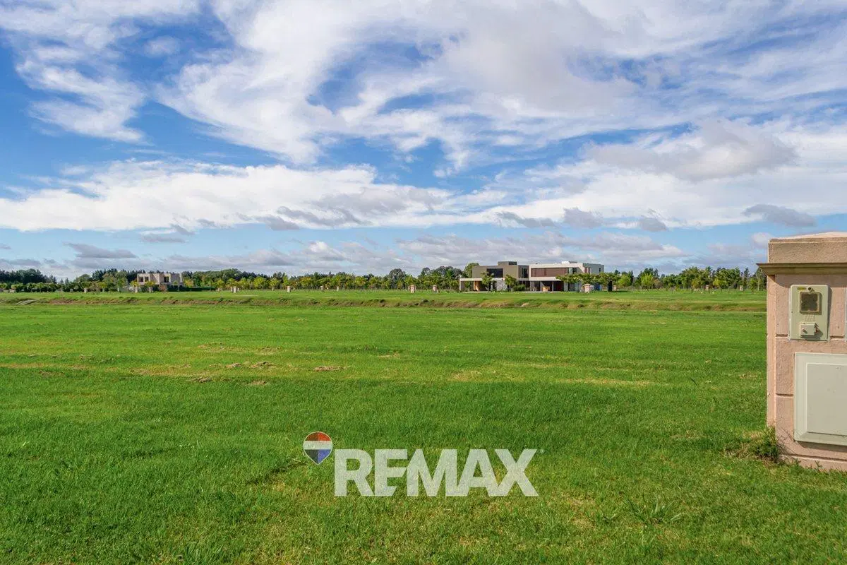 LOTE A LA LAGUNA EN VENTA PRIDE CANNING 5
