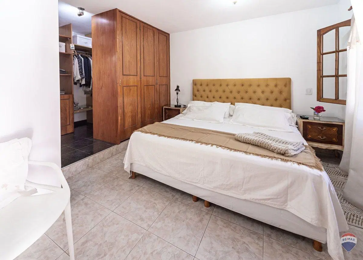 Casa 5 ambientes venta Ramos Mejia con jardin 8