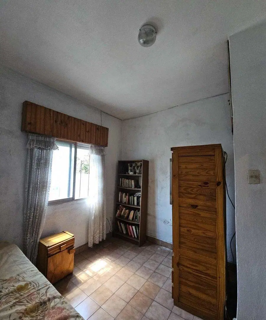 CASA 4 AMBIENTES EN VENTA EN RAMOS MEJIA 2