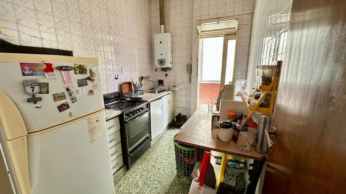 VENTA PH 3 AMB EN PARQUE CHACABUCO CON RENTA 8