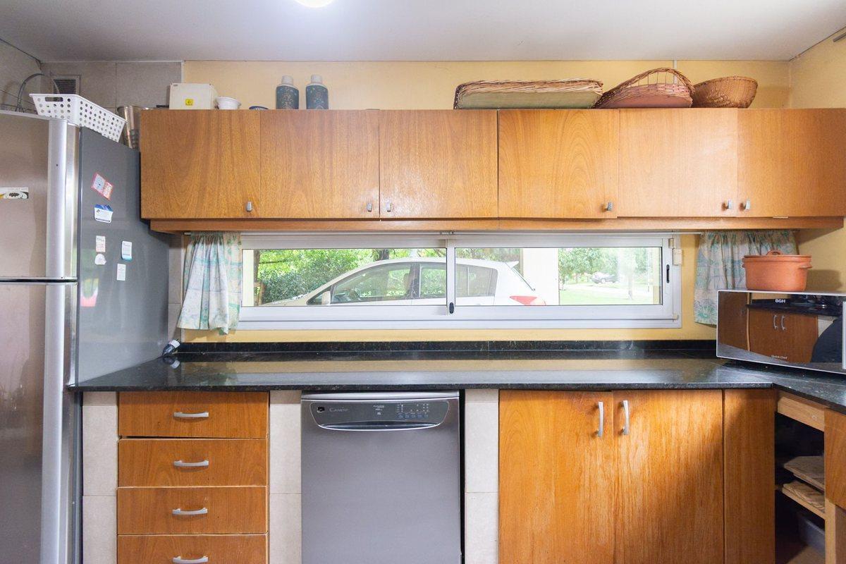 Foto de CASA 6 AMBIENTES CON PILETA Y PARRILLA EN PILAR, imagen 4