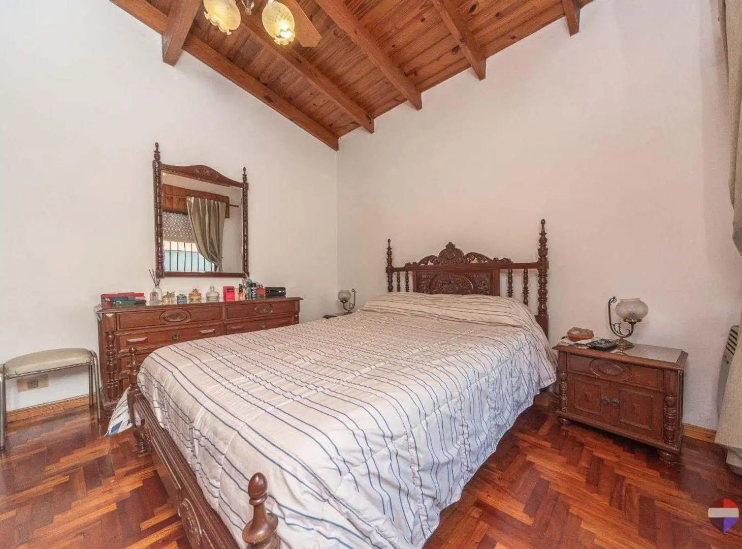 VENTA CASA 5 AMBIENTES AVELLANEDA 8