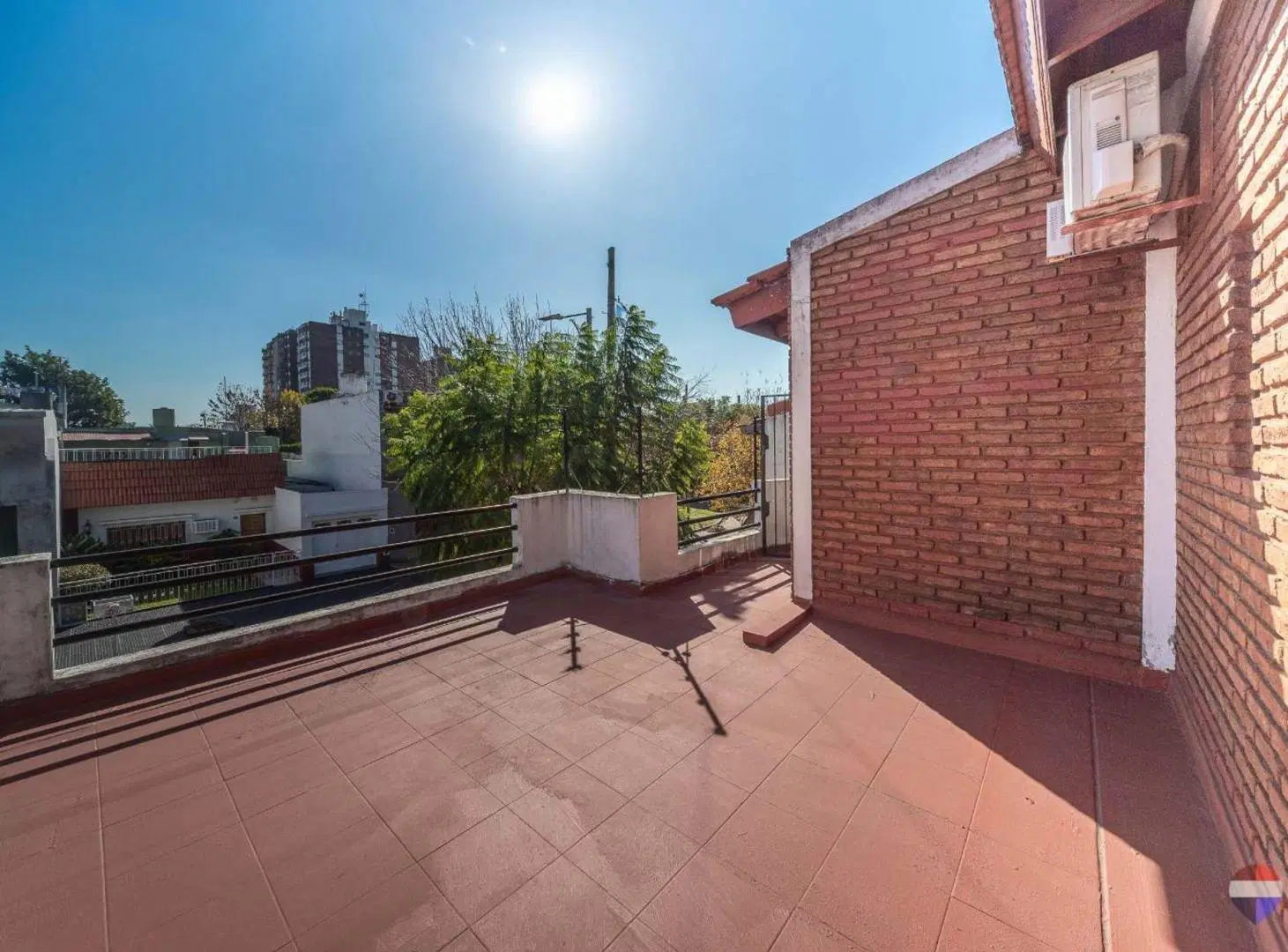 VENTA CASA 5 AMBIENTES AVELLANEDA 4