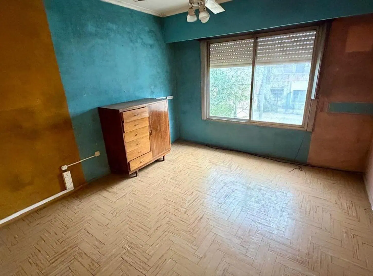 CASA 6 AMBIENTES VENTA LOMAS DE ZAMORA 5