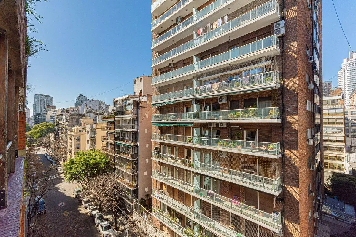 Venta departamento 5 amb cochera Palermo piso alto 8