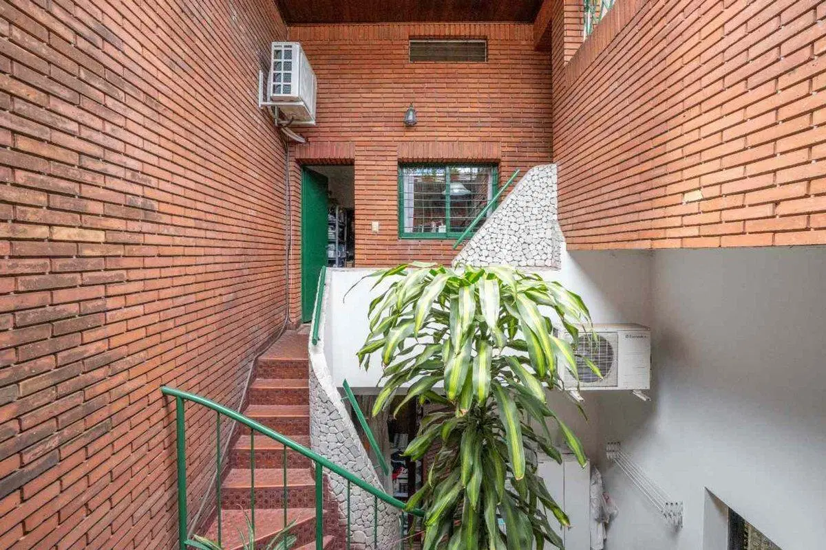 VENTA CASA DE 5 AMB TERRAZA Y COCHERA VILLA LURO 3