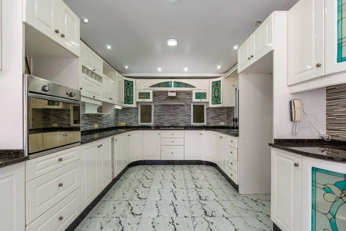 Casa venta Sarandi 4 amb cochera pileta quincho 5