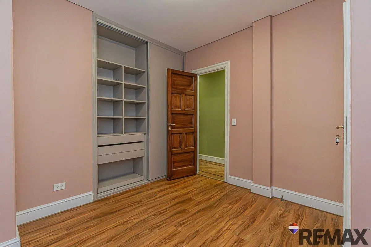 PISO 5 AMBIENTES VENTA RETIRO RECICLADO A ESTRENAR 4