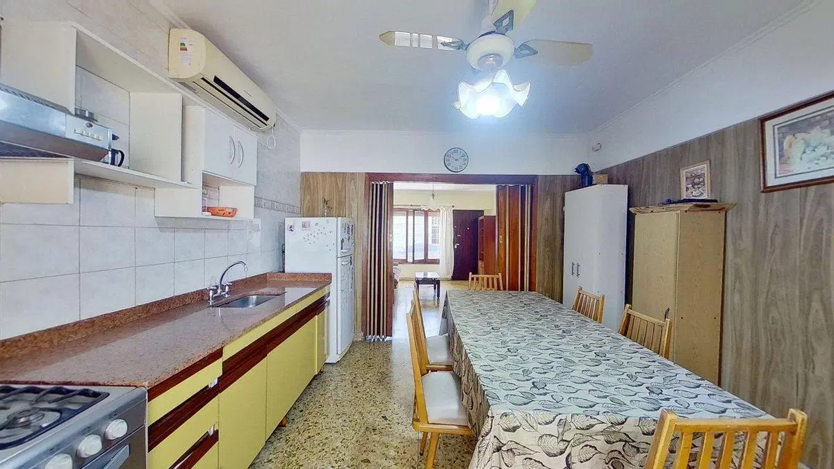 VENTA CASA MULTIFAMILIAR LOTE PROPIO CON PARRILLA 3