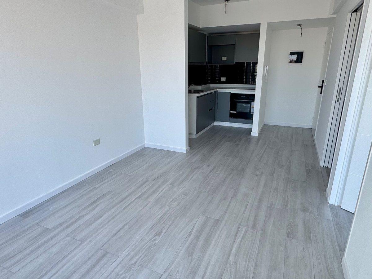 Foto de VENTA 2 AMBIENTES AL FRENTE A ESTRENAR EN NUÑEZ, imagen 2