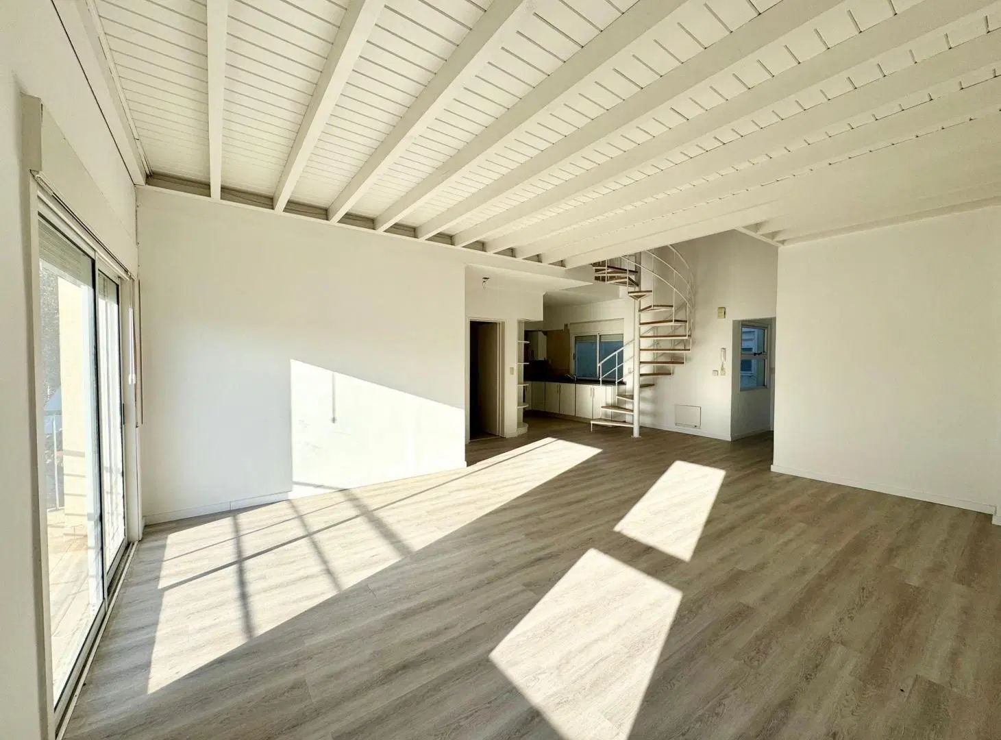 VENTA DUPLEX 4 AMB COCHERA LA LUCILA 4